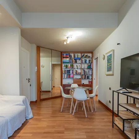 I-host - Copernico Appartement *