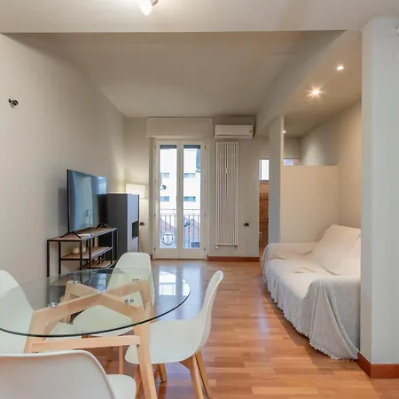 I-host - Copernico Διαμέρισμα